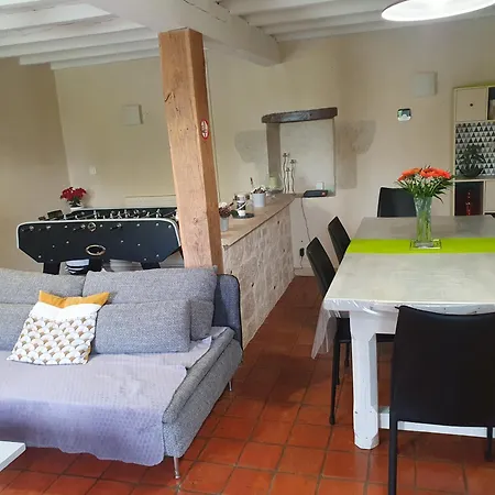 De La Bordeneuve Holiday home *